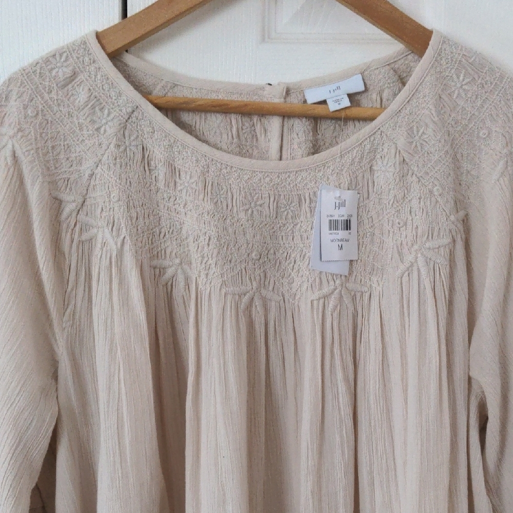 NET J. Jill Beige Blouse with Textured Design size large - Picture 5 of 14